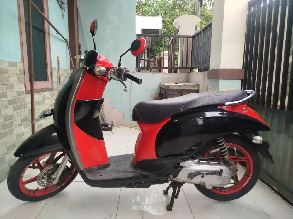 Honda Scoopy 2012 Cipondoh 8.000.000