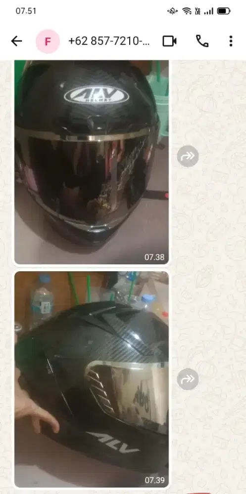 Helm ukuran L merek alv