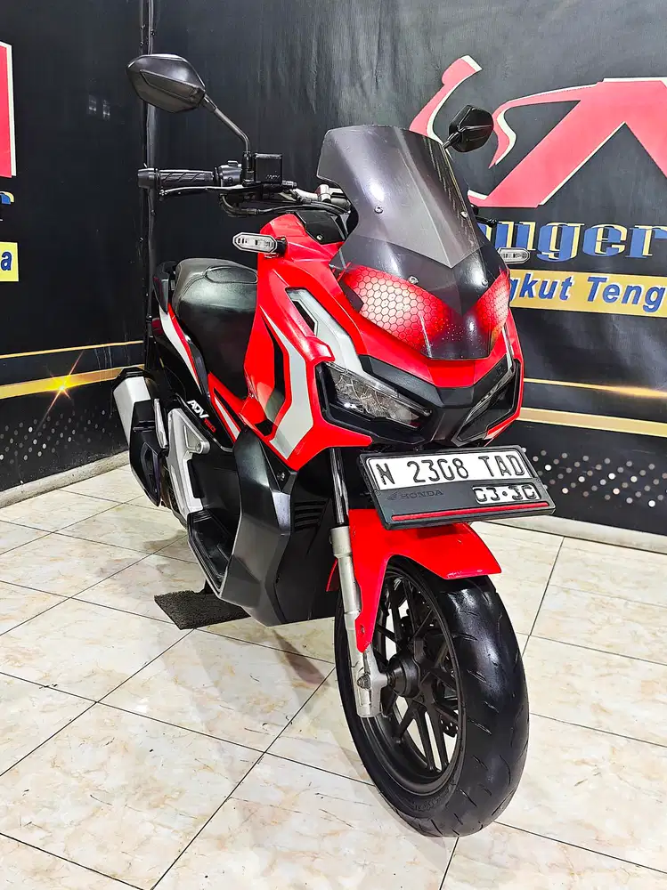Honda  ADV150 abs 2020 black Red favorit nyaman.Anugerah motor rungkut