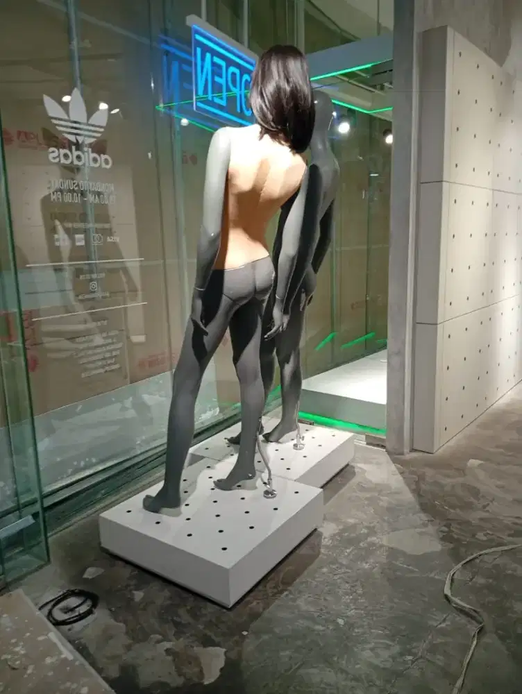 Manekin Full Body Wanita