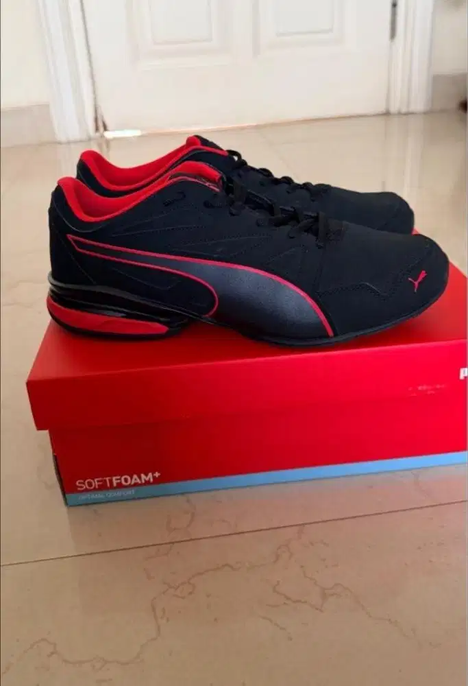 sepatu puma TAZON rare like new