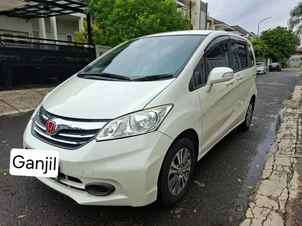 Honda Freed PSD 2012 Facelift Putih Tgn 1 Bagus Skl