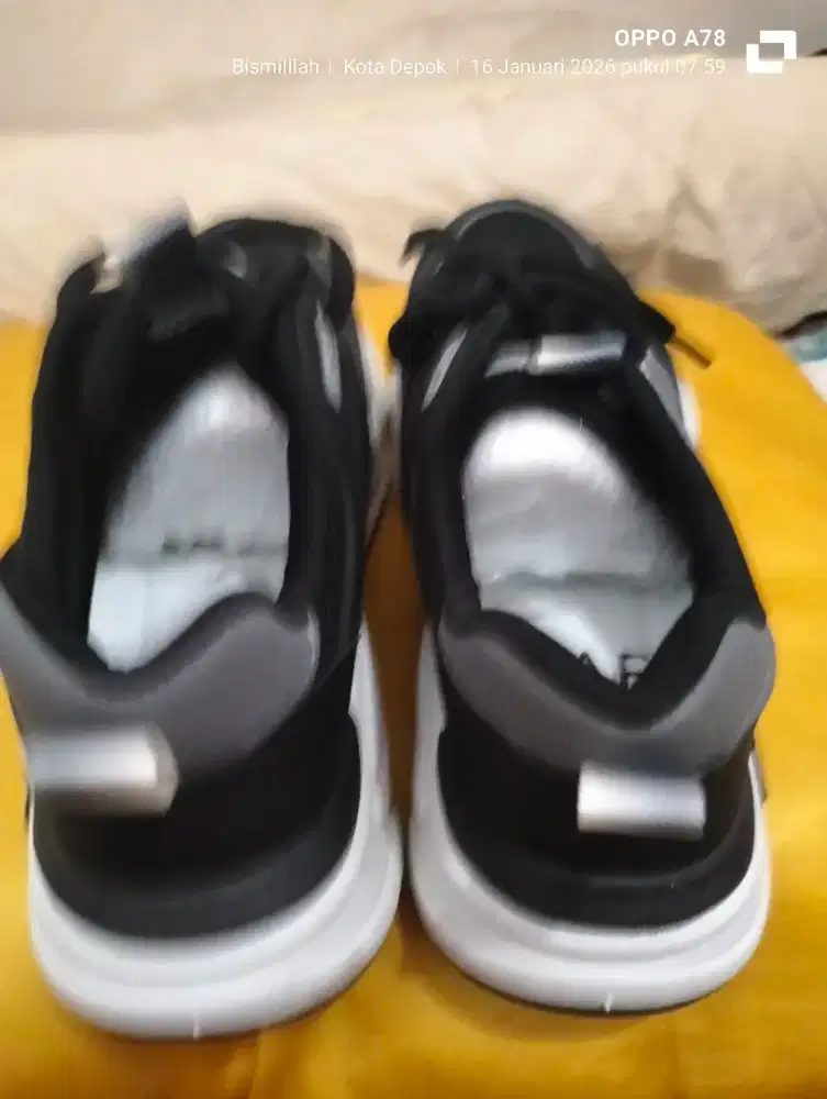 Sepatu Nike UK 41 dijual