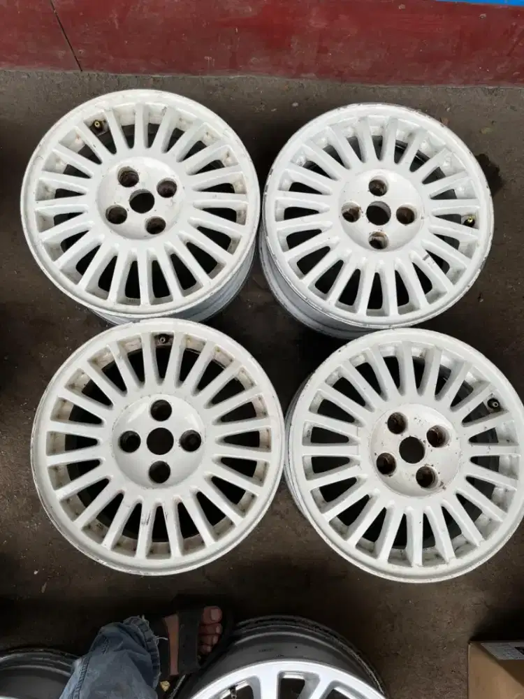 Velg original OEM Mitsubishi Lancer ring 15 pcd 4x100 by Pako 4pcs