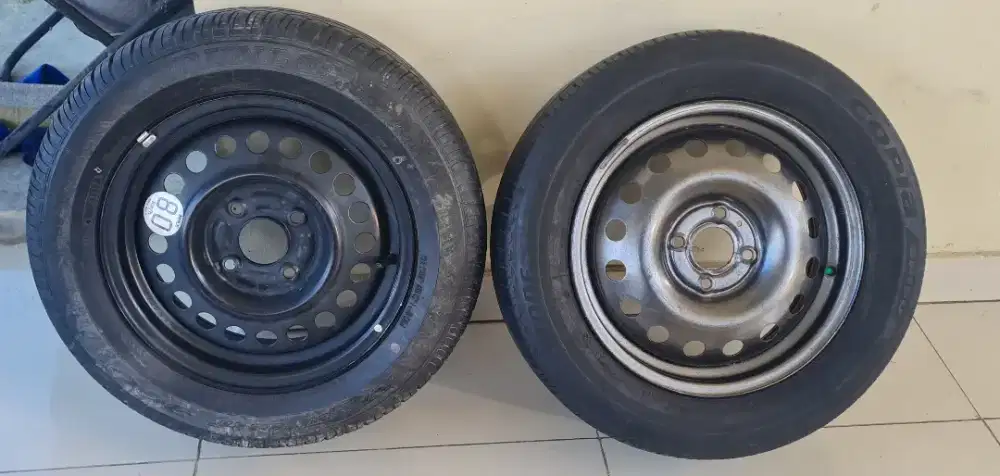 Velg kaleng mobilio dan livina R 15 PCD 100