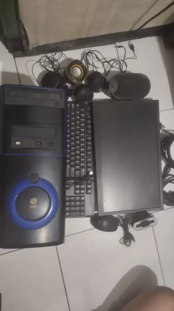 Komputer bekas asus windows 10pro