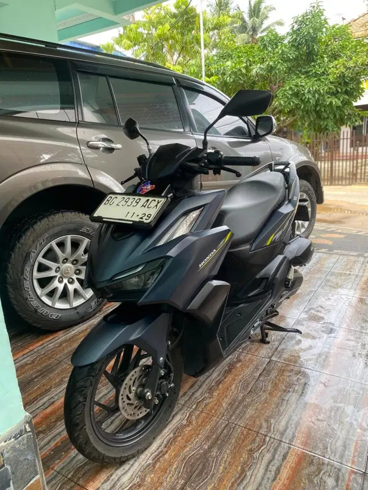 Vario 160 2024 km 12 rb