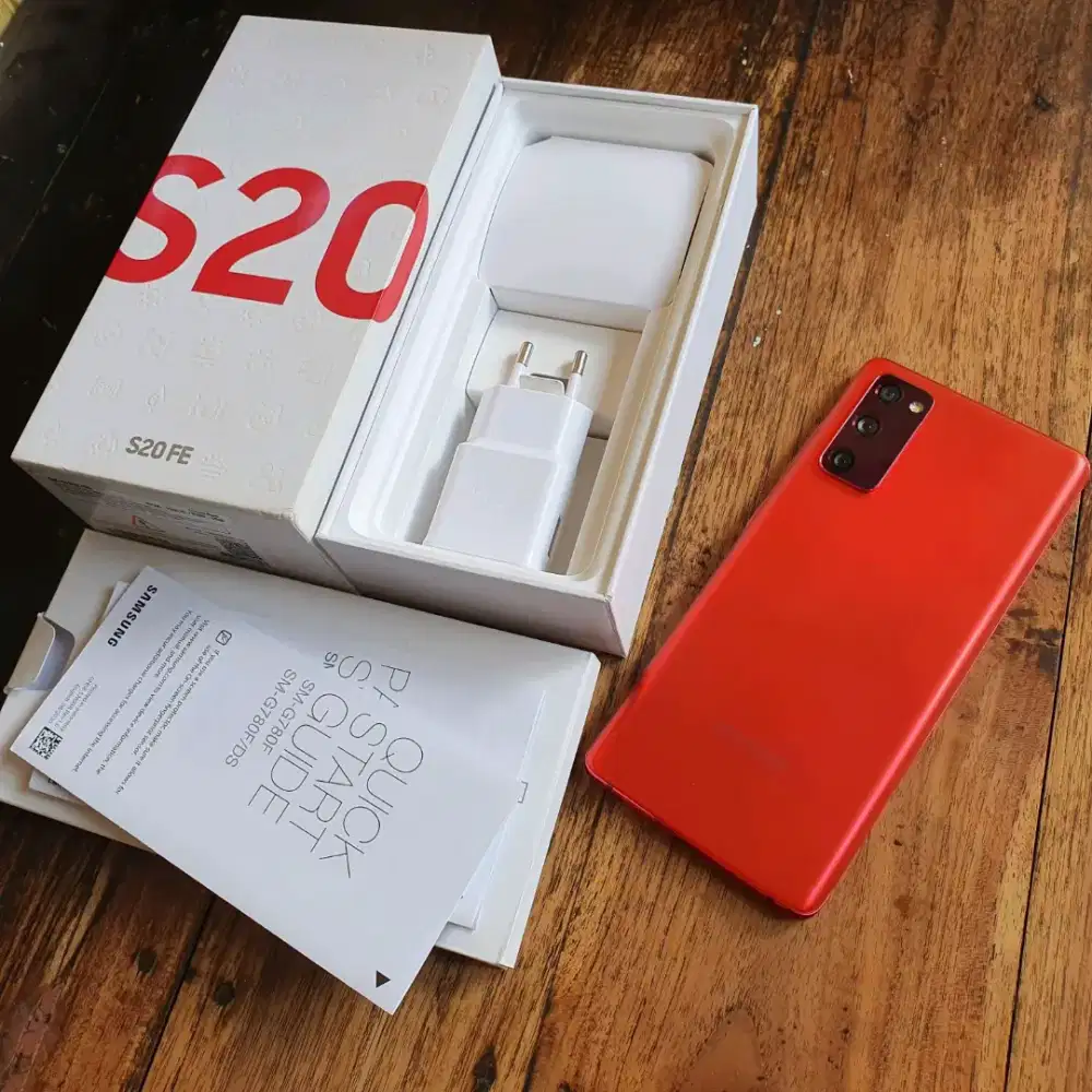 Samsung S20 FE Snapdragon Like New SEIN Galaxy S20 FE Cloud Red Merah