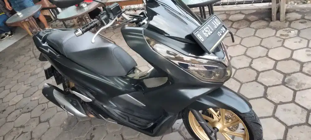 PCX ABS 2021 tangan pertama