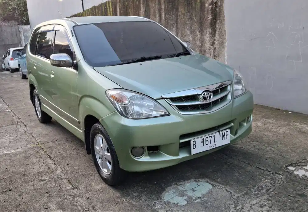 Avanza 1.3 G manual 2007 pajak pjg 10/26 terawat ban baru semua