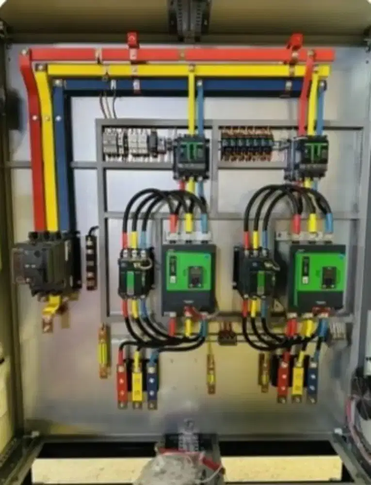 Tukang panel listrik panggilan