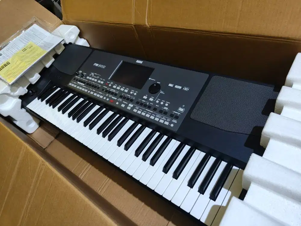 Keyboard KORG PA600 v2 Masih Segel Dus Buku
