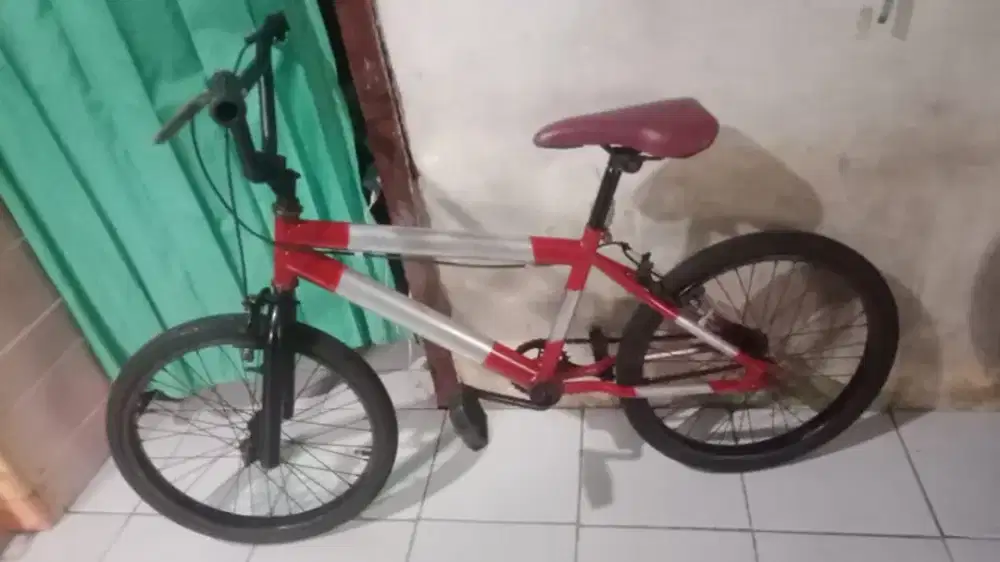 Sepeda  bmx  20