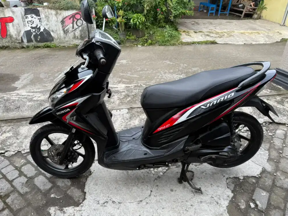 Vario LED injeksi THN 2014 plat AB Kota