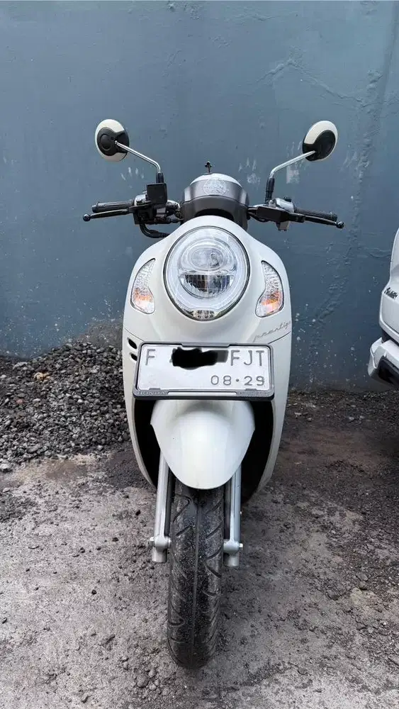 Dijual H Scoopy Prestige 2024 Putih Mulus