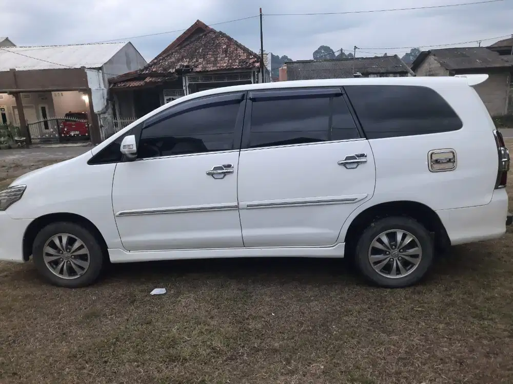 Toyota Kijang Innova 2014 Diesel