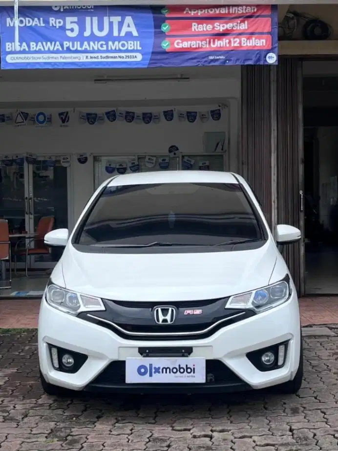 HONDA JAZZ RS 1.5 MT 2015
