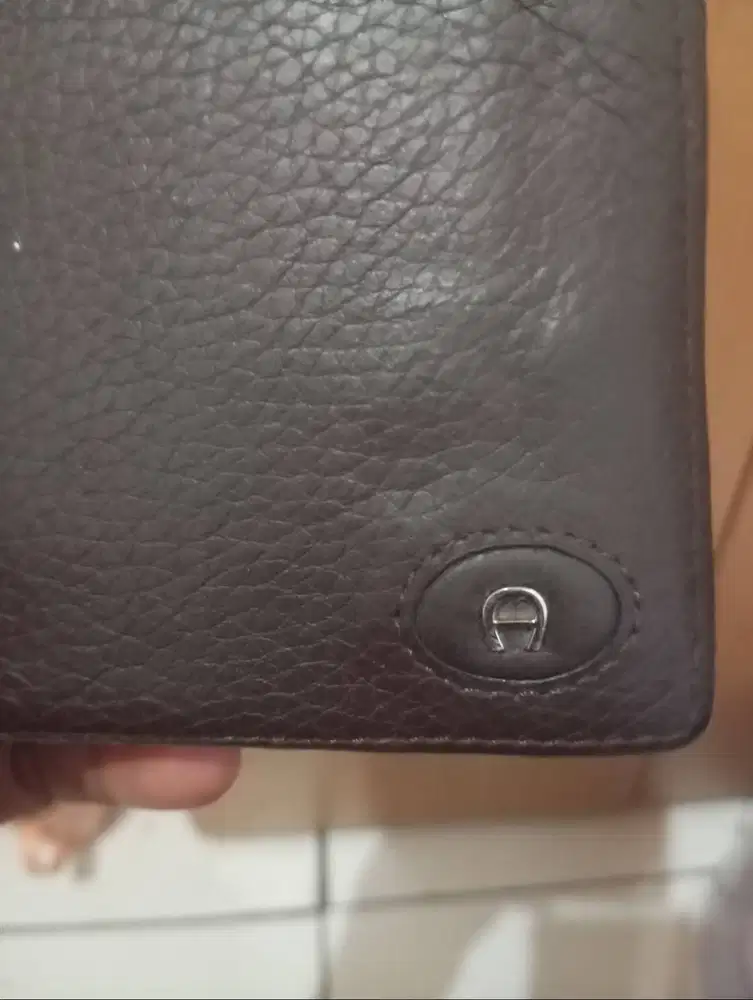 Dompet kulit Aigner asli