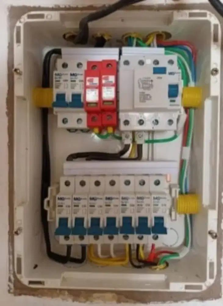 Tukang panel listrik panggilan