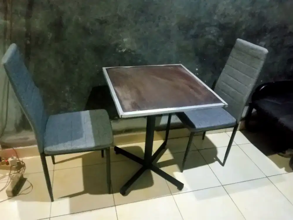 set meja kursi teras minimalis