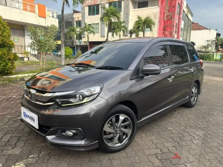 DP MURAH - Honda Mobilio 1.5 E Bensin-AT Abu-Abu