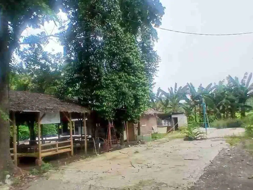 Di sewakan  lahan sangat  murah,  bisa sebagai  ruang usaha,  di Mustika Jaya,   Bekasi.