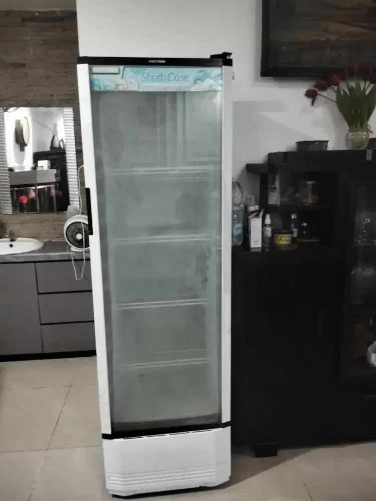 Dijual showcase Polytron