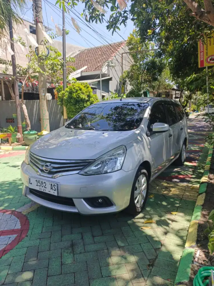 Nissan Grand Livina 1.5 SV Manual 2015