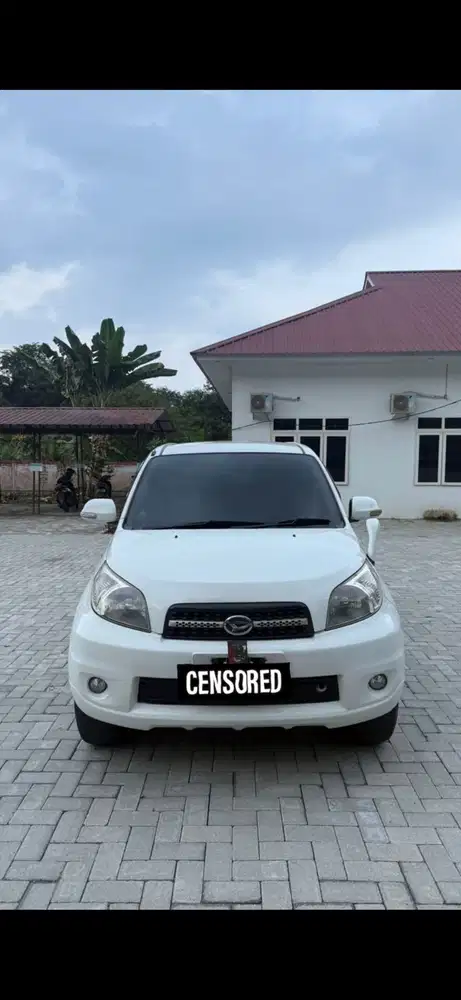 Dijual mobil kesayangan terios 2013