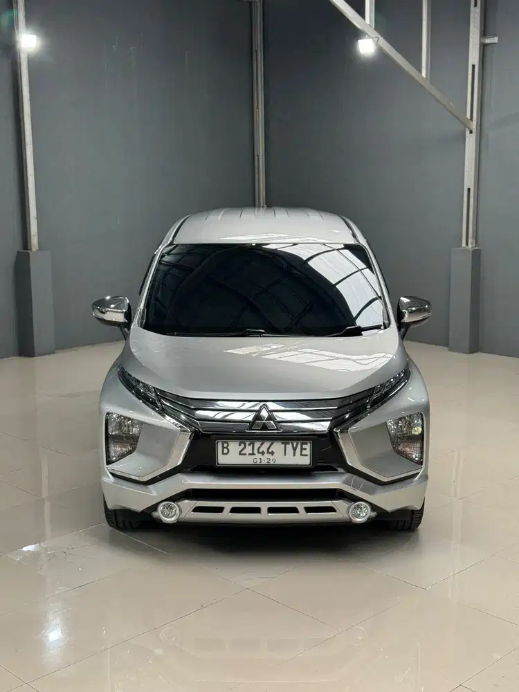 Xpander ultimate 2018 KM 33 Ribu