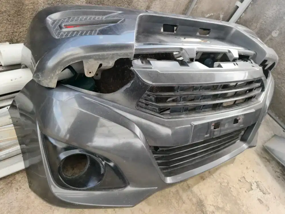 Bemper depan belakang ayla ori copotan