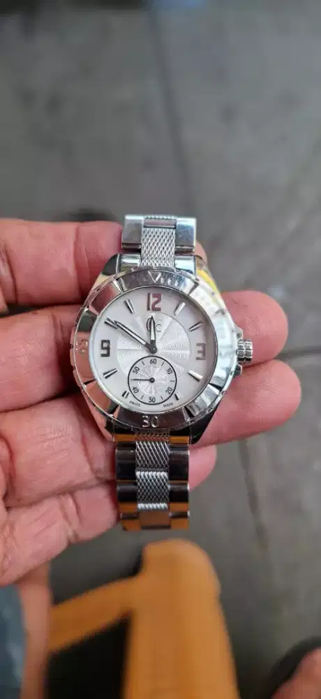 Guess collection sub second