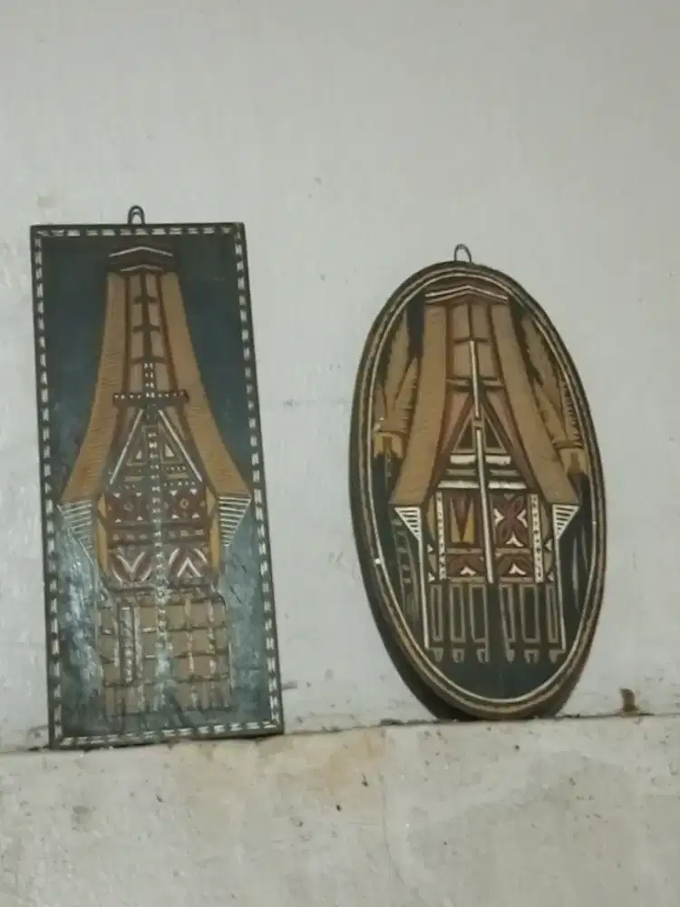 Ukiran rumah Toraja