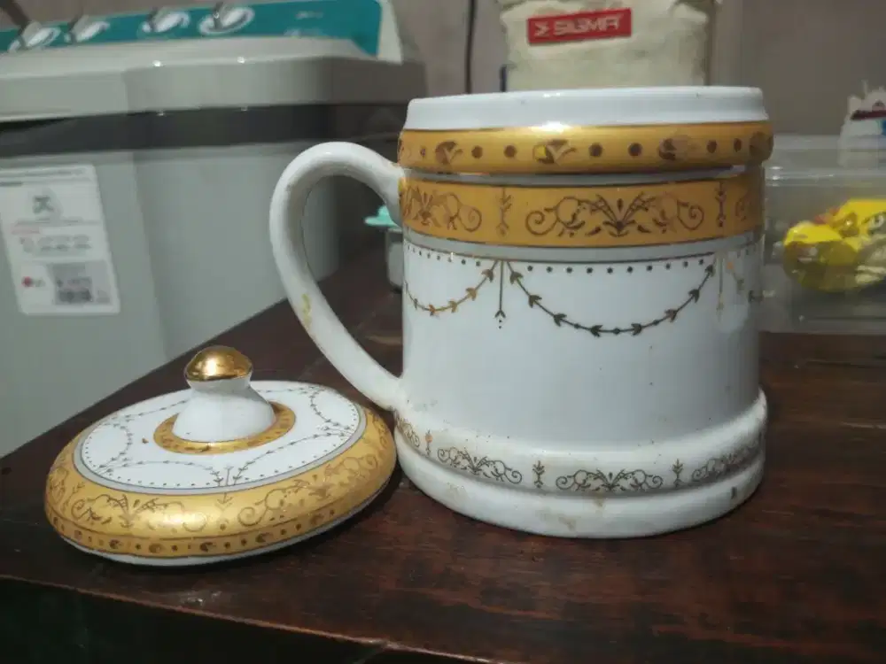 Mug keramik sultan lengkap tutup