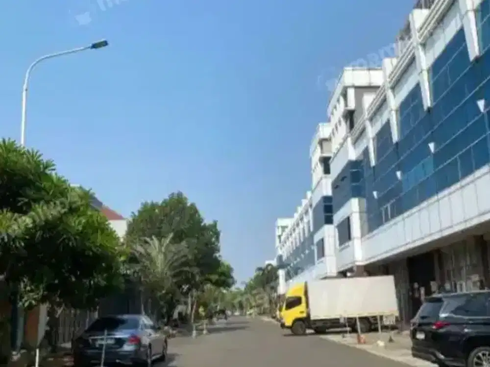 DIJUAL CEPAT KOST 13 KAMAR PURI FULL OCCUPANCY AREA KOMMERSIAL