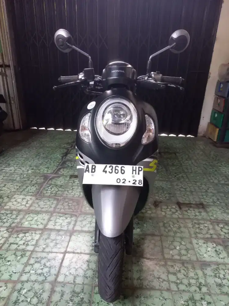 Dijual Motor Scoopy