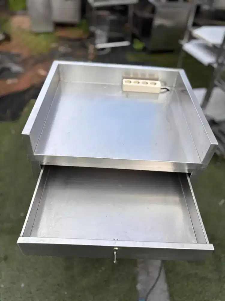 Stainless cashier table