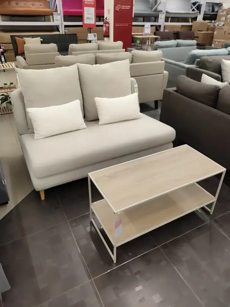 SOFA MINIMALIS BERIKUT MEJA
