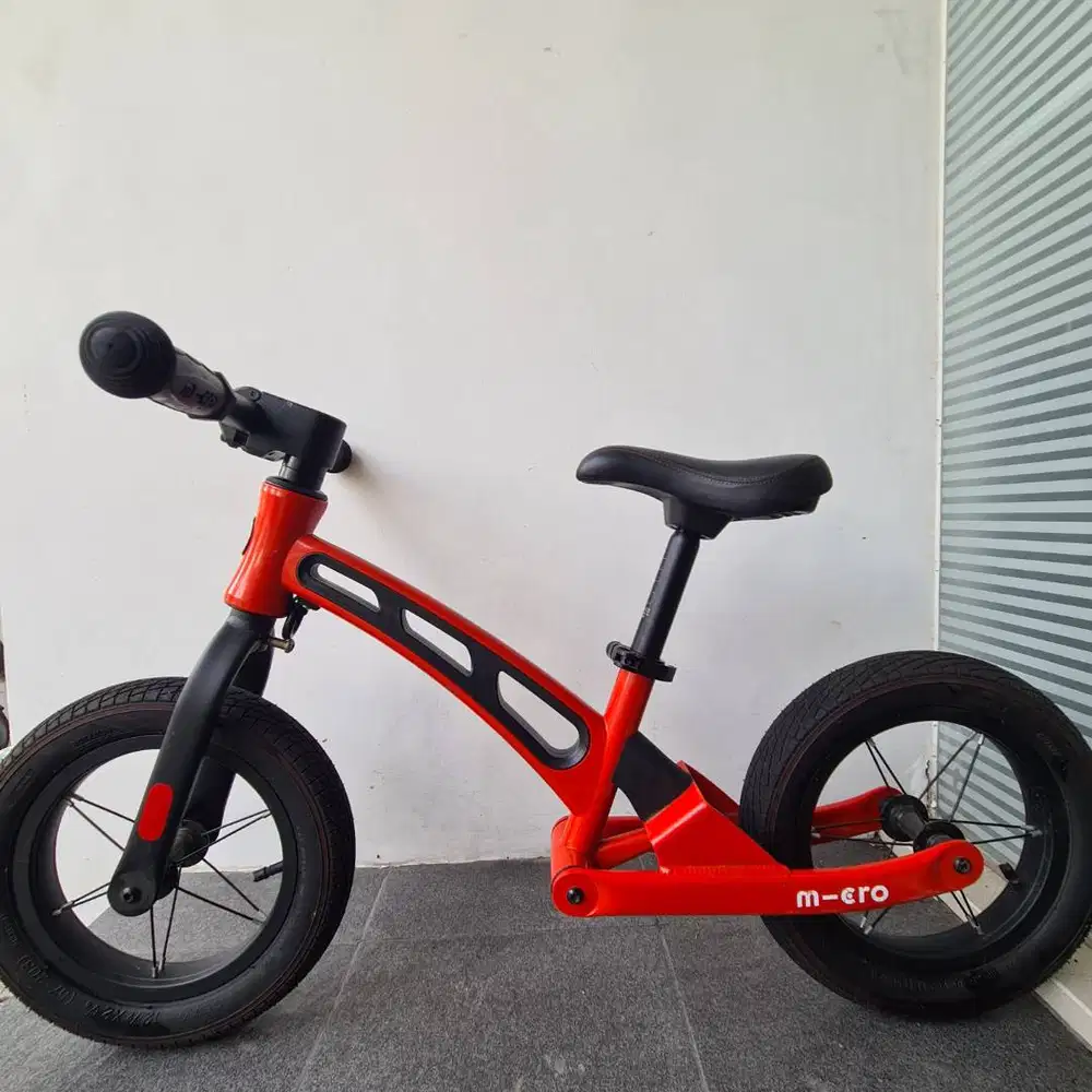 Micro Balance Bike Push Bike Sepeda Anak Kondisi 90%
