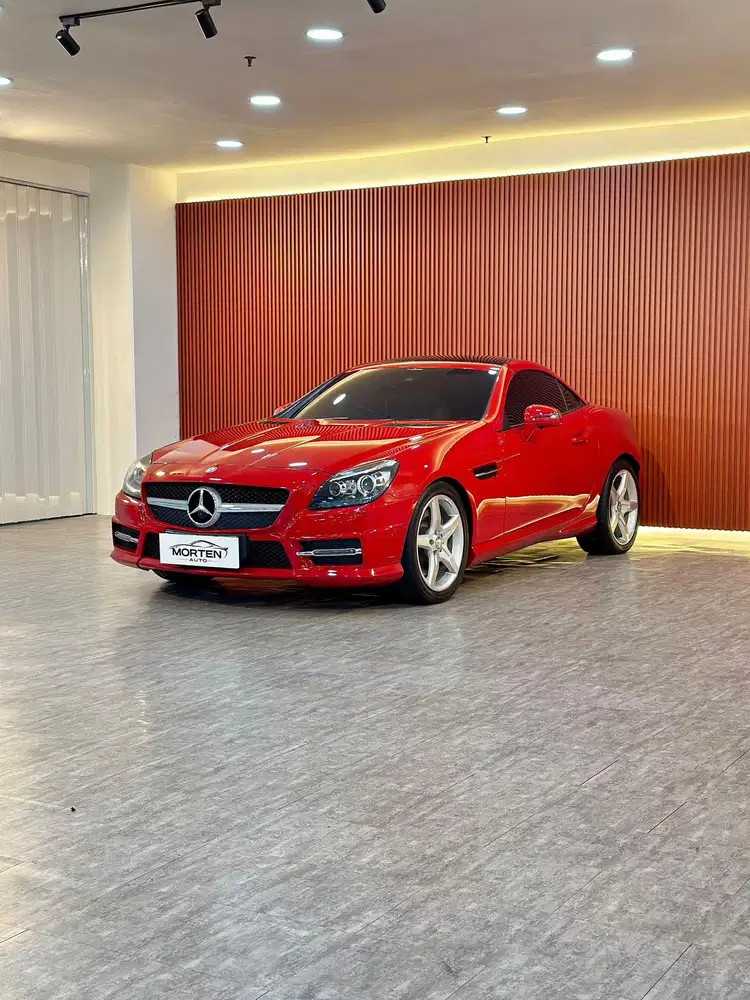 Mercedes SLK200 AMG Magic Sky 2012 odo 42 Ribuan