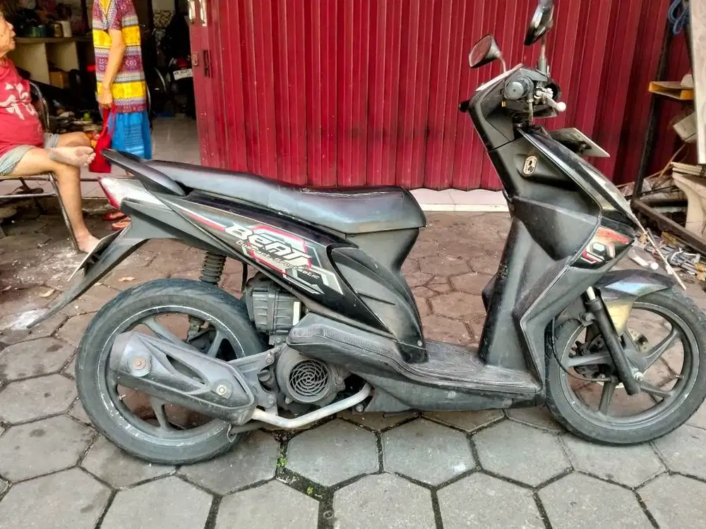 DIJUAL Motor Beat , warna hitam, th 2008