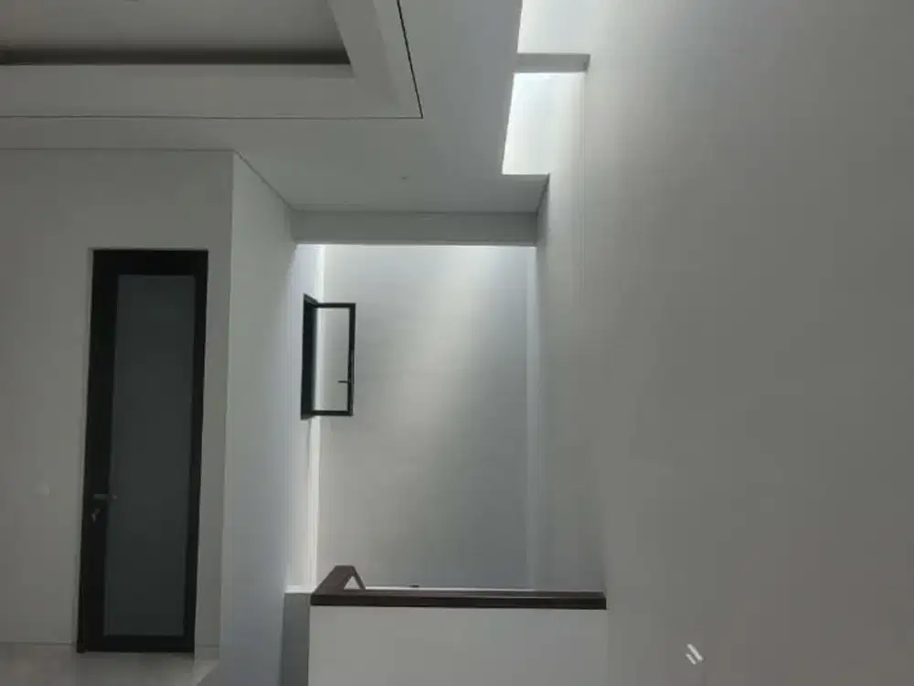 Manyar Modern Minimalist 2lt Hook dekat klampis araya nginden semolowaru