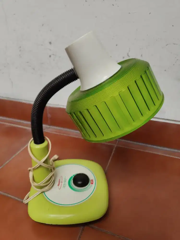 Lampu meja belajar Maspion. Lampu belajar Maspion. Lampu Maspion