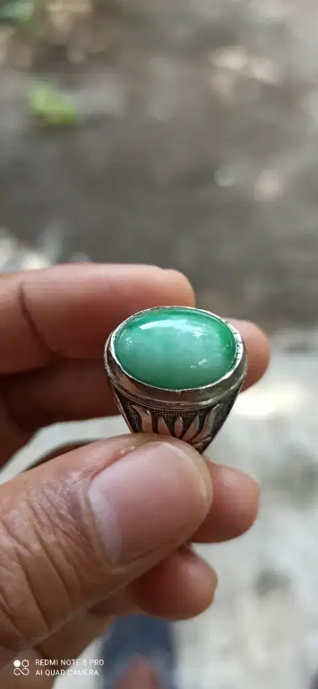 Cincin batu giok