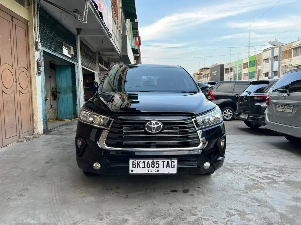 Toyota innova reborn G diesel manual 2023