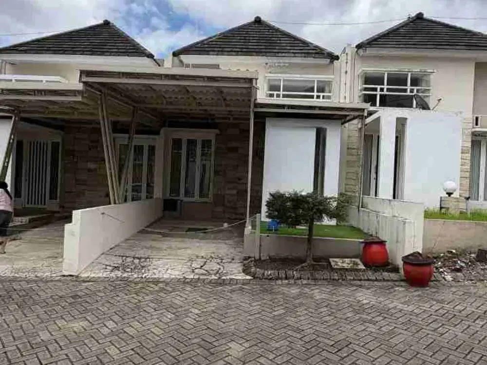 Dijual Rumah Siap Huni Full Furnish Di Cluster Junrejo Batu Malang