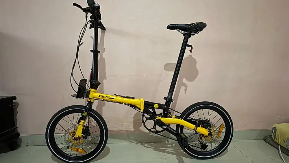Sepeda Lipat Element Ecosmo 10 Speed (Edisi Spesial B2W)