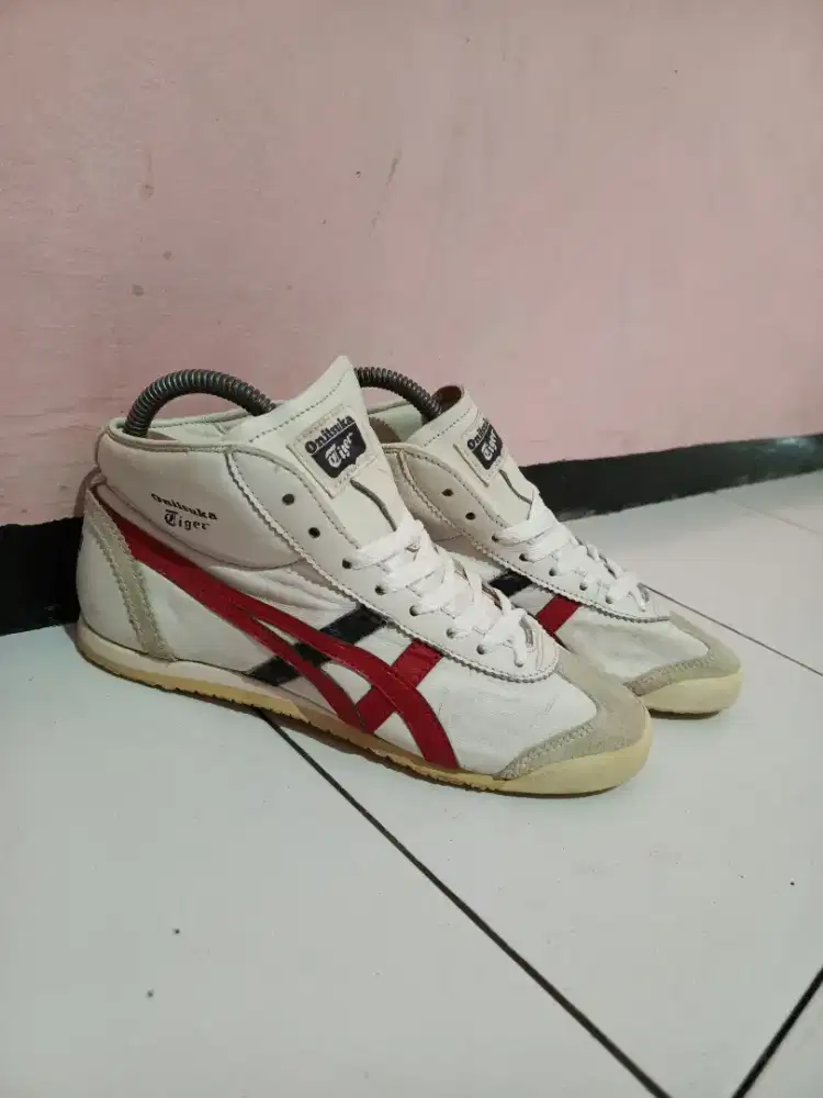 Onitsuka Tiger Midrun Tokyo White red black