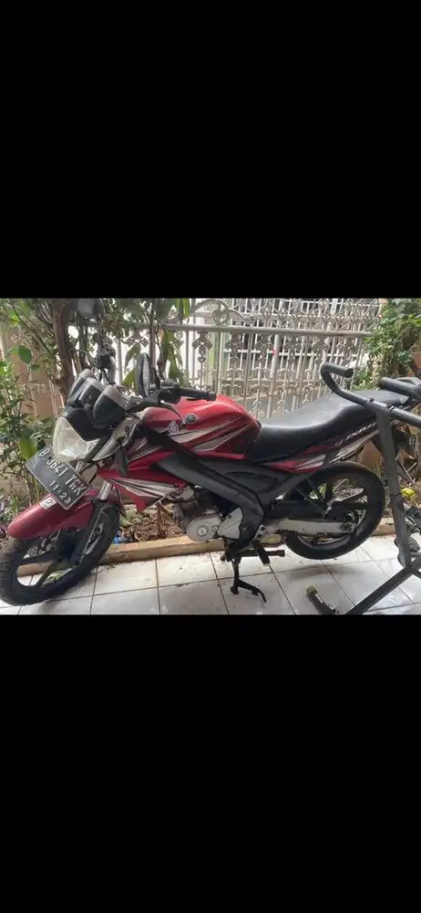 Motor Yamaha Vixion Tahun 2012