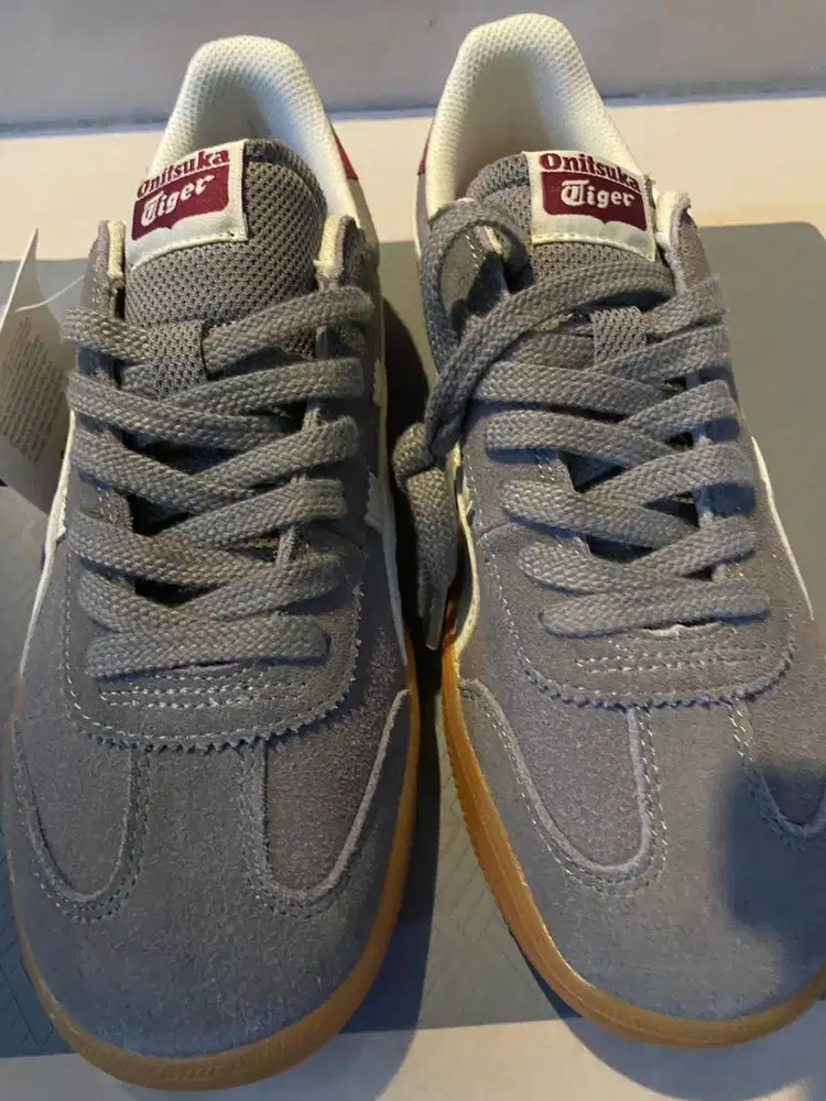 Onitsuka Tiger Tokuten ( CHARCOAL/BIRCH )